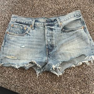 Levi’s shorts